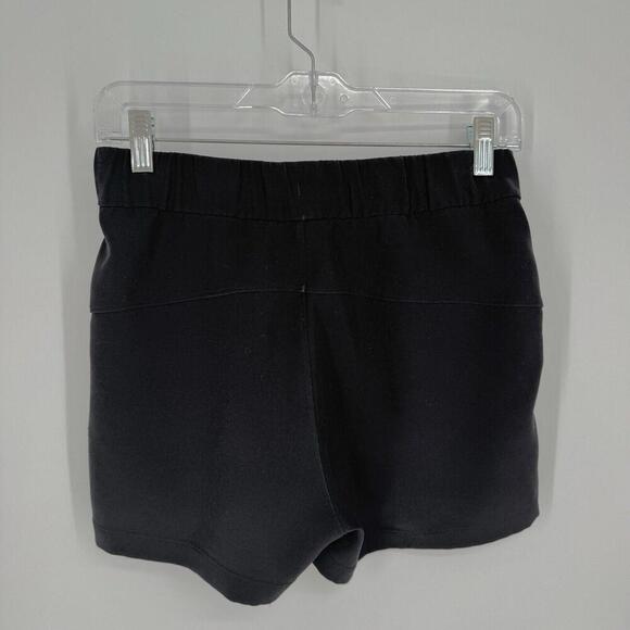Lululemon Shorts Women’s 4 black on the fly woven drawstring athletic athleisure - Picture 6 of 7